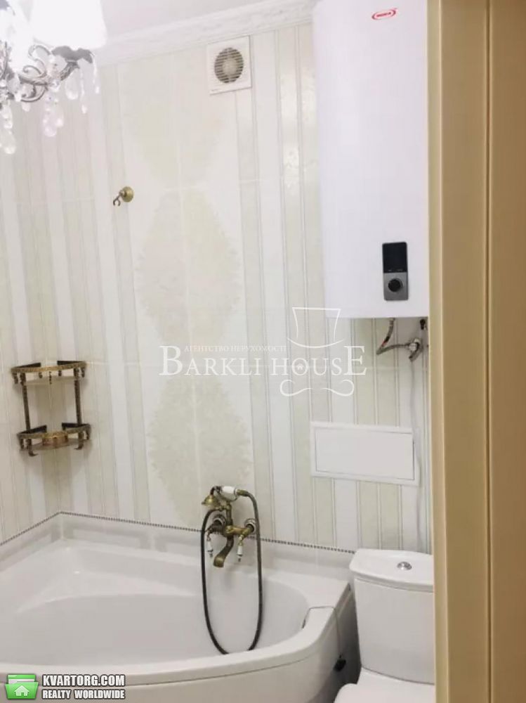 Rent out 2-room apartment. Киев,  Леси Украинки бул — photo 8