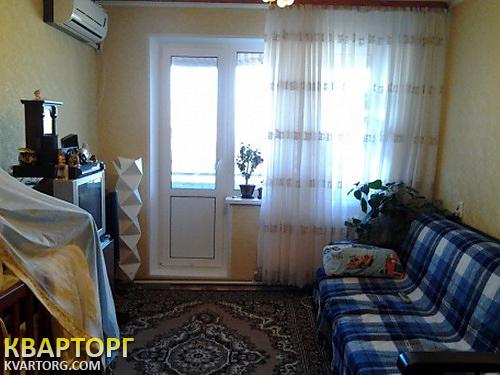 Sell 2-room apartment. Киев, Днепровская наб — photo 2