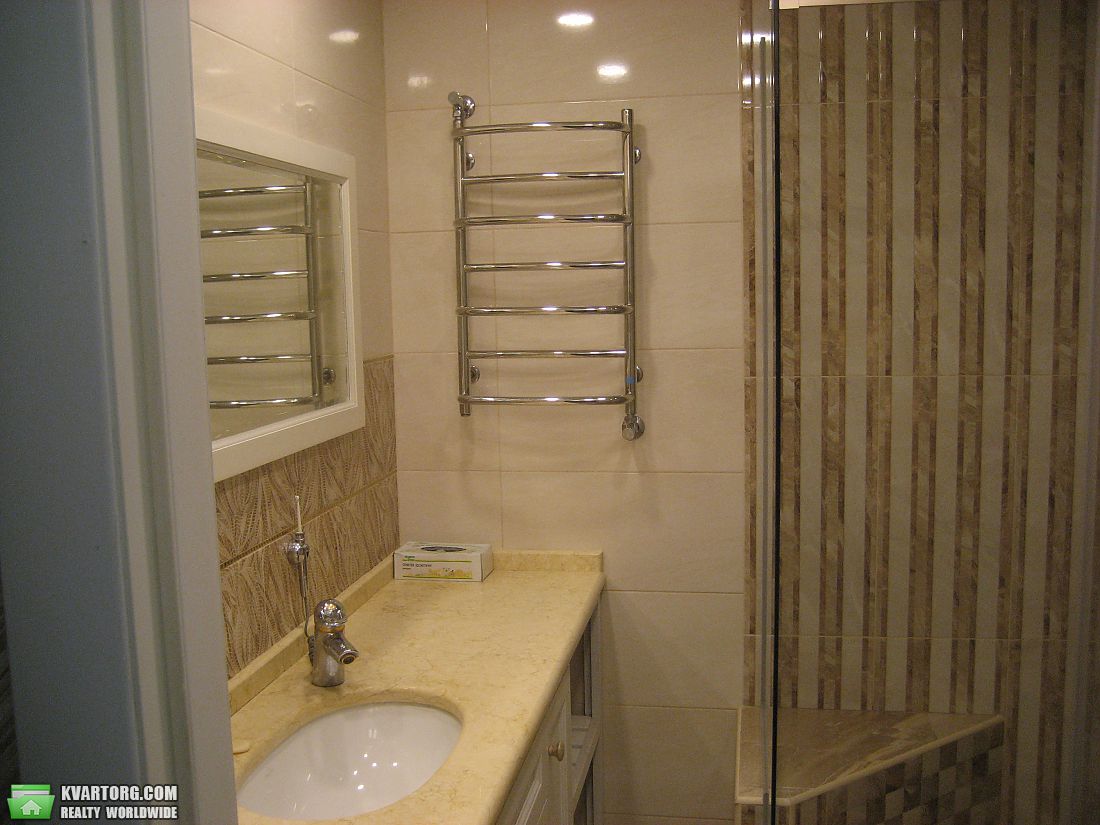 Rent out 3-room apartment. Киев,  Дружбы Народов бул — photo 5