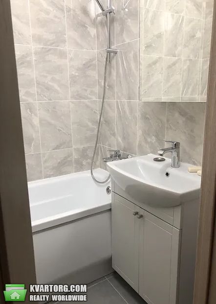 Rent out 3-room apartment. Киев,  Порика — photo 6