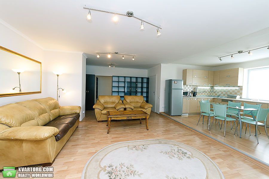 Rent out 4-room apartment. Киев, Шота Руставели — photo 2
