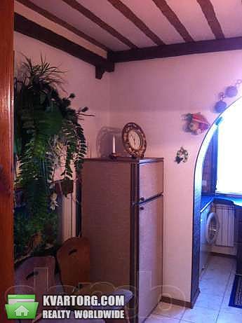 Rent out 2-room apartment. Киев,  Николаева — photo 3
