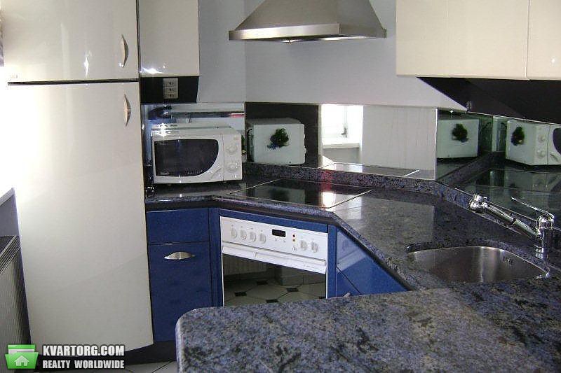 Rent out 2-room apartment. Киев,  Большая Васильковская — photo 7