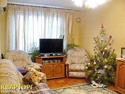 Sell 2-room apartment. Киев,  Автозаводская — photo 1