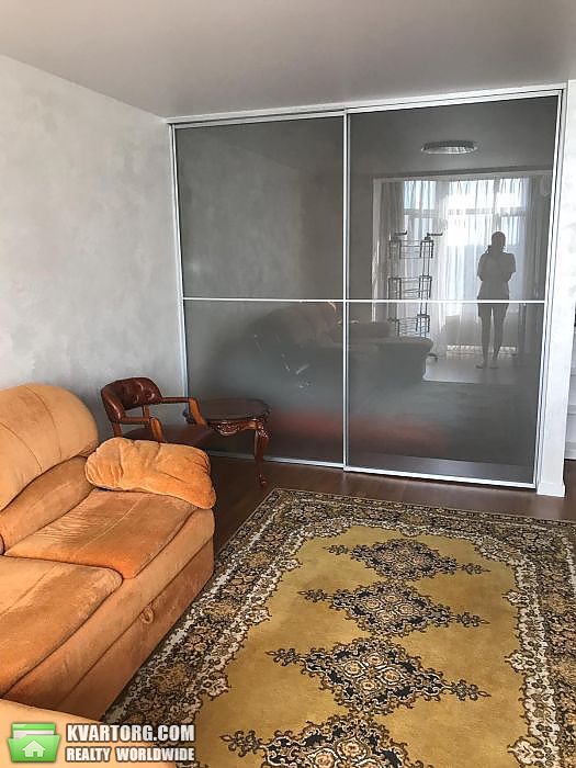 Sell 2-room apartment. Киев,  Ломоносова — photo 3