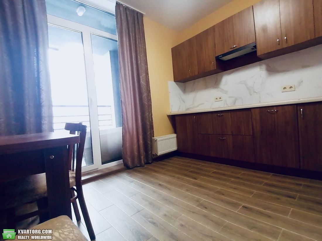 Rent out 1-room apartment. Киев, Теремковская — photo 6