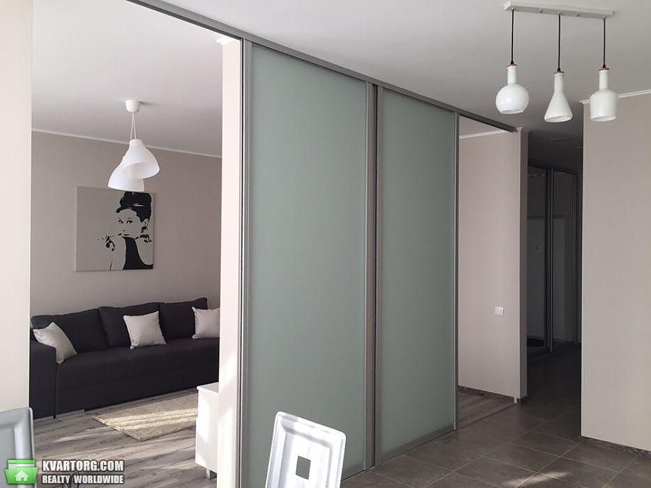 Rent out 1-room apartment. Киев,  Бажана — photo 4