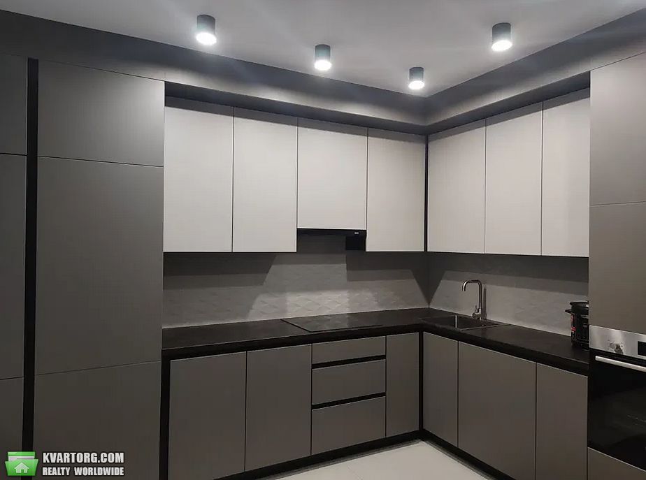 Sell 1-room apartment. Киев,  Метрологическая — photo 1