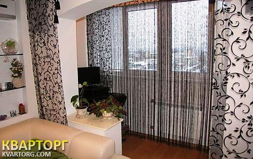 Rent out 2-room apartment. Киев,  Автозаводская — photo 2