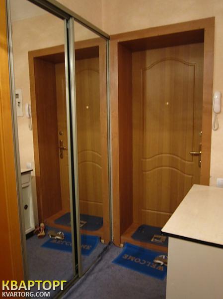 Sell 2-room apartment. Киев, Урловськая — photo 3