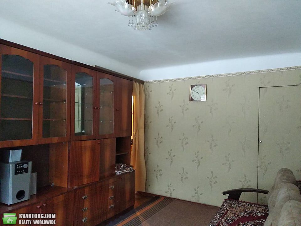 Rent out 2-room apartment. Буча, Полевая — photo 3