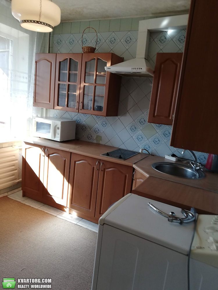 Rent out 1-room apartment. Киев,  Голосеевский пр — photo 1