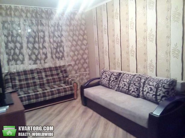 Rent out 2-room apartment. Киев,  Феодосийская — photo 3