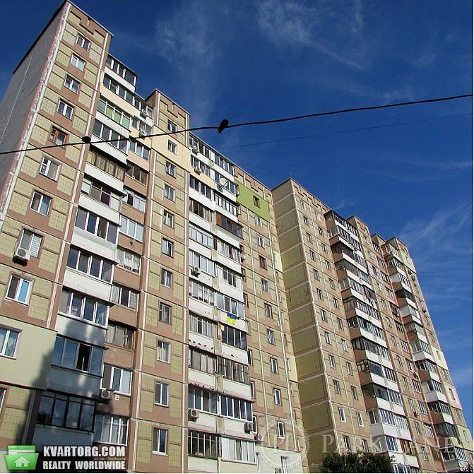 Sell 3-room apartment. Киев,  Комарова — photo 1