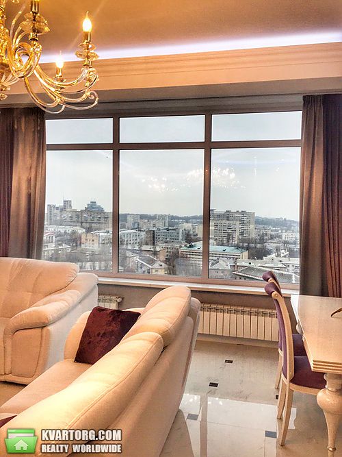 Rent out 2-room apartment. Киев,  Щорса — photo 4