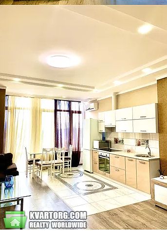 Rent out 1-room apartment. Киев,  Жилянская — photo 6