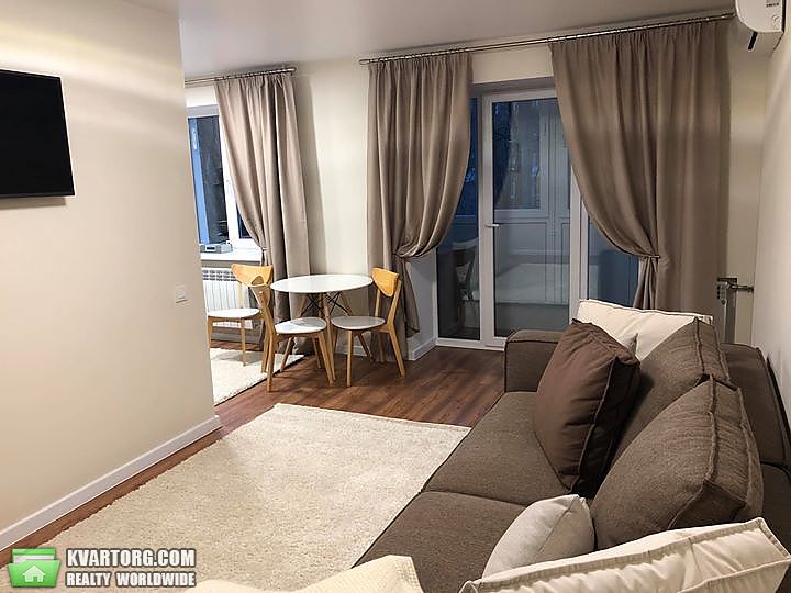 Rent out 2-room apartment. Киев, Кудри Ивана — photo 1