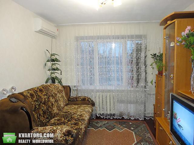 Sell 3-room apartment. Одесса, Промышленная — photo 1