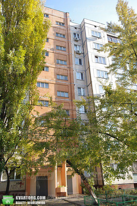 Sell 2-room apartment. Киев,  Героев Днепра — photo 1