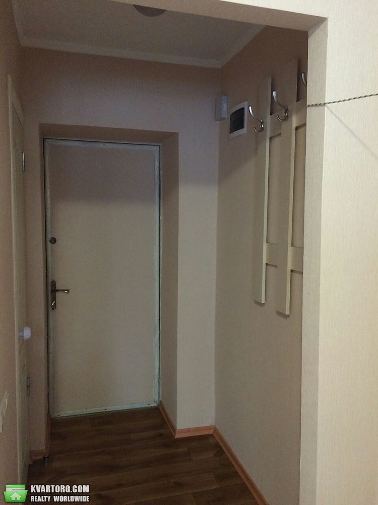 Rent out 1-room apartment. Днепропетровск, Набережная Победы — photo 3