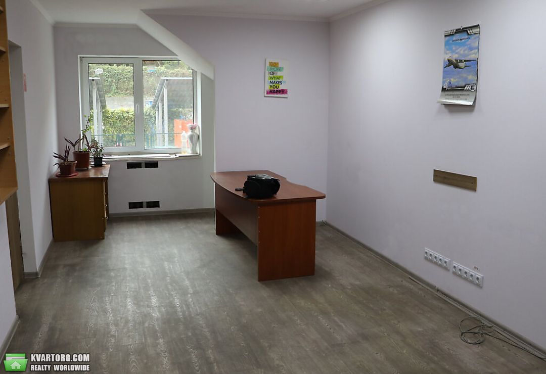 Rent out office. Киев, Кирилівська — photo 1