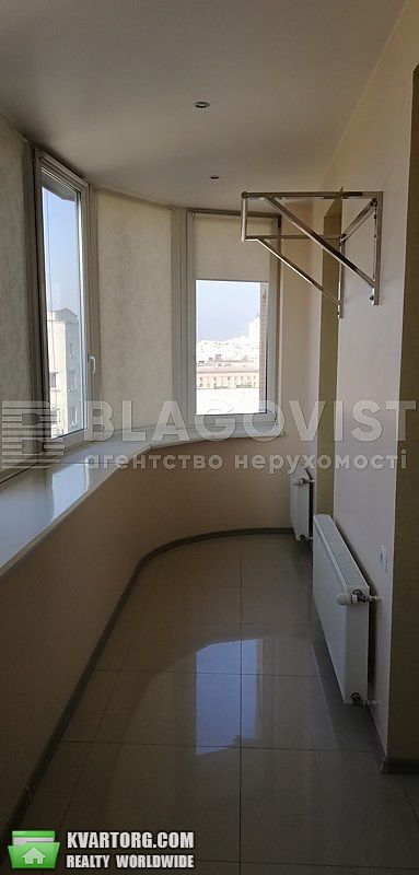 Rent out 3-room apartment. Киев,  Черновола — photo 7