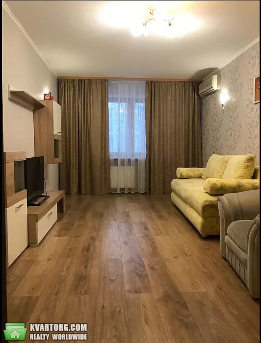 Rent out 2-room apartment. Киев,  Героев Сталинграда пр — photo 2