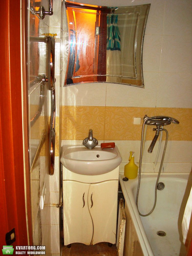 Sell 2-room apartment. Киев, Кирилло-Мефодиевская — photo 7