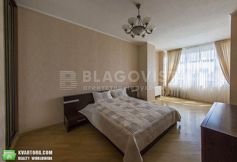 Rent out 4-room apartment. Киев,  Большая Васильковская — photo 9