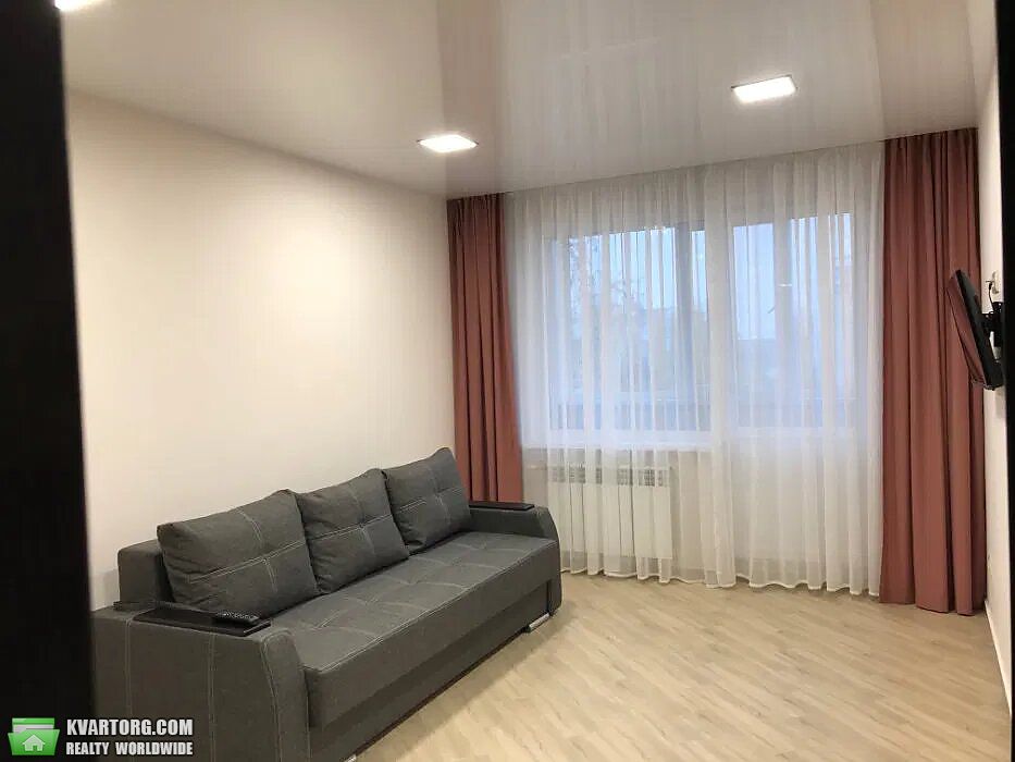 Rent out 2-room apartment. Киев,  Бойченко — photo 7