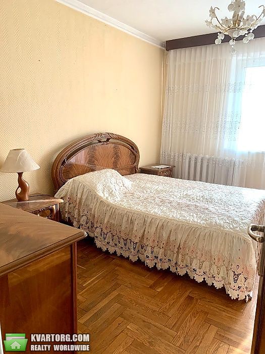 Sell 3-room apartment. Киев,  Дегтяревская — photo 5