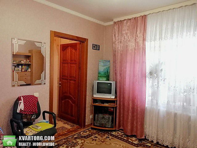 Rent out 3-room apartment. Киев, Декабристов — photo 9