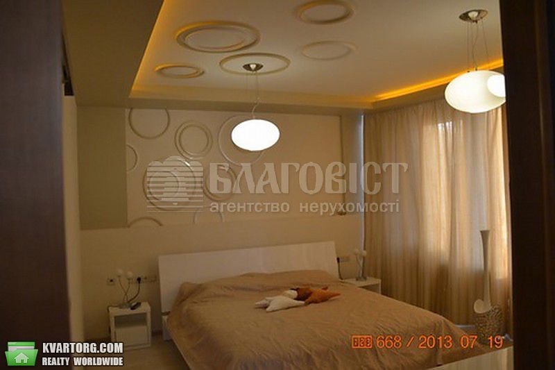 Rent out 2-room apartment. Киев,  Днепровская наб — photo 2