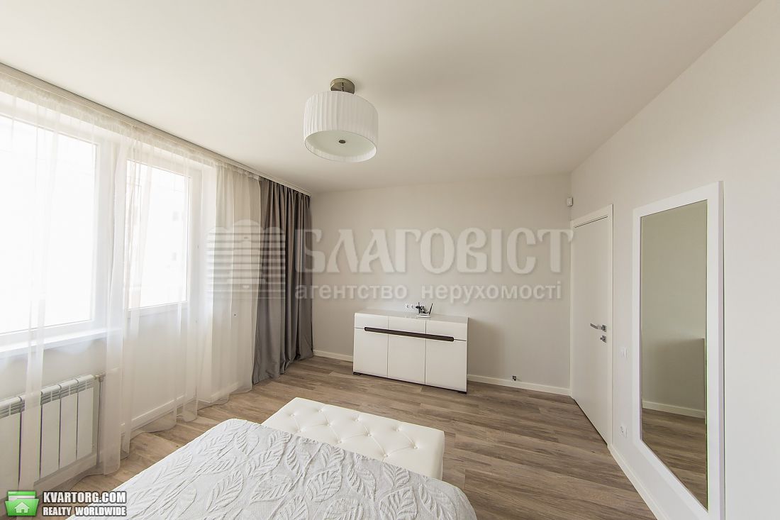 Rent out 3-room apartment. Киев,  Димитрова — photo 6