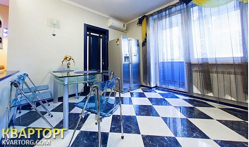 Rent out 3-room apartment. Киев,  Межигорская — photo 4