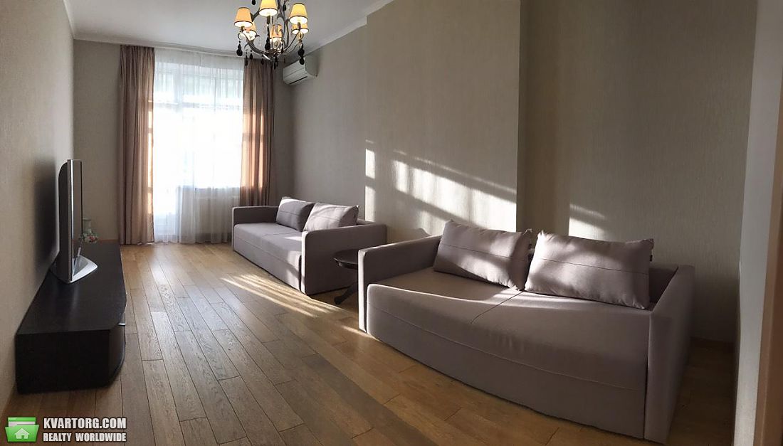 Rent out 2-room apartment. Киев,  Старонаводницкая — photo 1