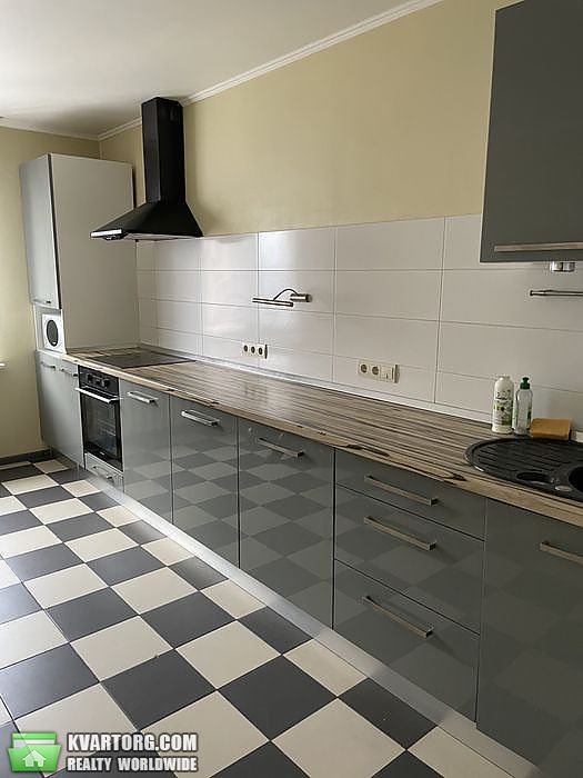 Sell 2-room apartment. Киев,  Урловская — photo 3