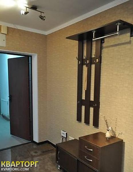 Rent out 3-room apartment. Киев, Победы просп. — photo 2