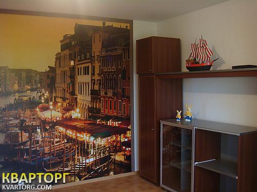Rent out house. Киев,  метро "Печерская" — photo 1