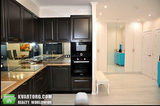 Rent out 3-room apartment. Киев, Демеевская — photo 9