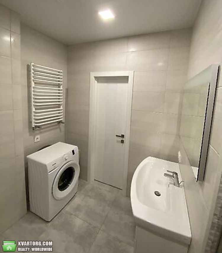 Rent out 2-room apartment. Львов, Джона Ленона — photo 8