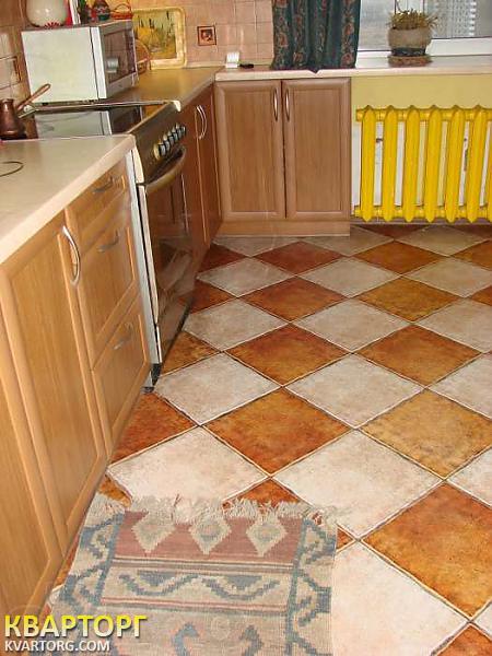 Sell 3-room apartment. Киев,  Лисковская — photo 1
