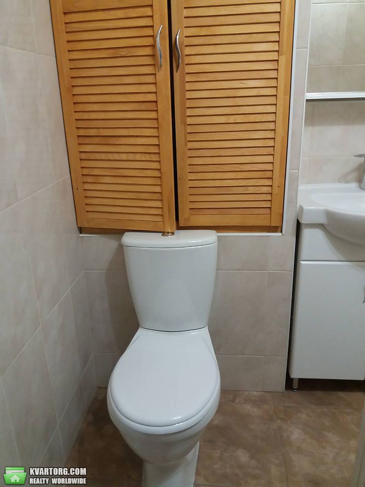 Rent out 2-room apartment. Киев,  Политехническая — photo 7
