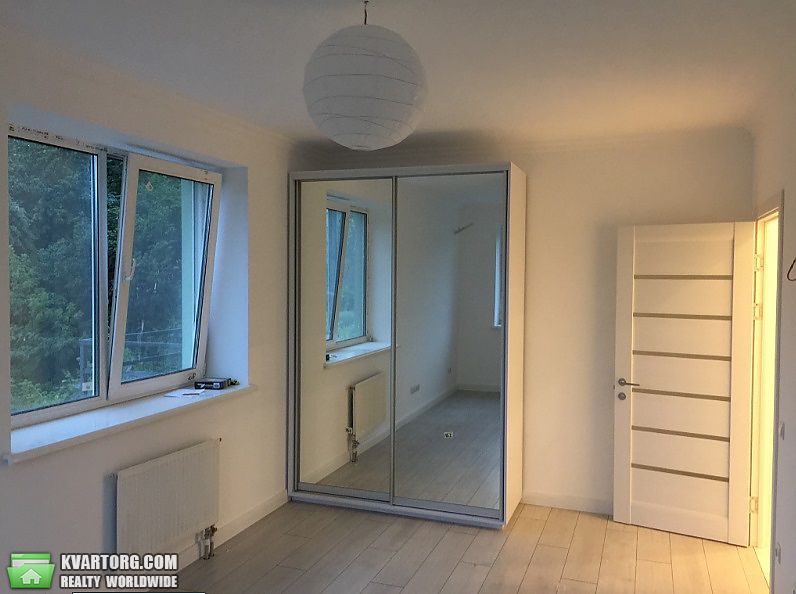 Sell 2-room apartment. Киев,  Лебедева — photo 2