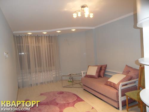 Rent out 3-room apartment. Одесса, Средняя — photo 10