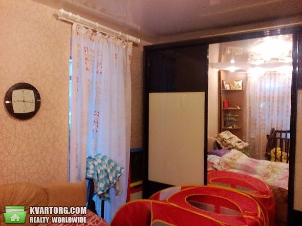 Sell 2-room apartment. Днепропетровск, Тополь-2 — photo 2