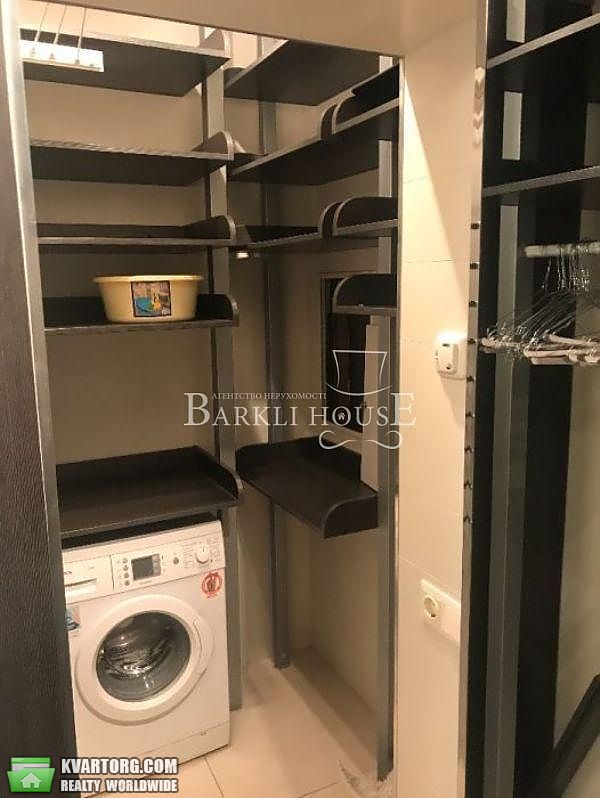 Rent out 3-room apartment. Киев, Леси Украинки — photo 10