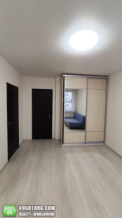 Rent out 1-room apartment. Киев, Промениста — photo 3