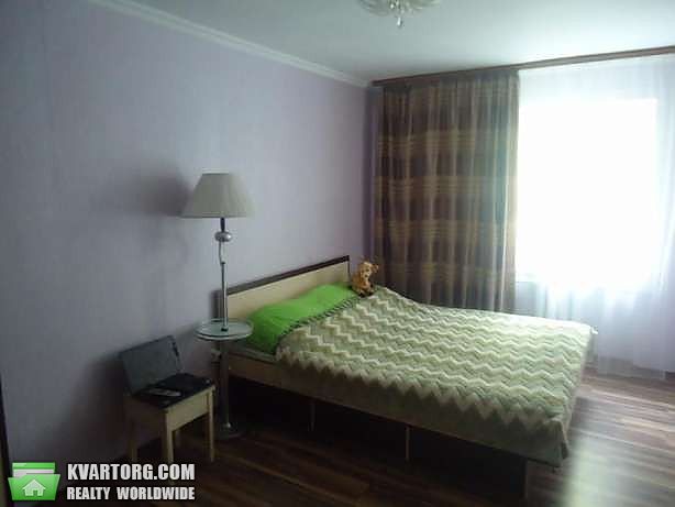 Rent out 2-room apartment. Киев,  Искровская — photo 2