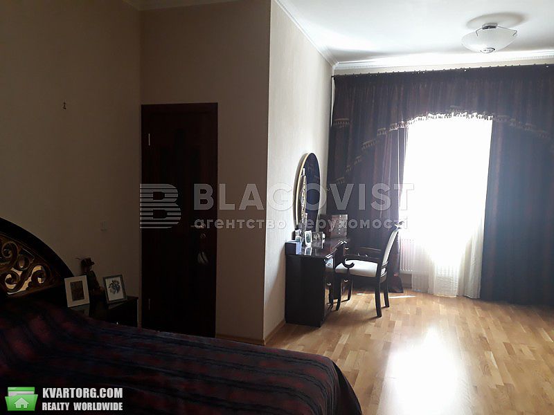 Rent out 3-room apartment. Киев,  Щорса — photo 4